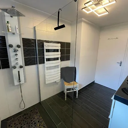 Maison Avec Jardin Privatif Clos - 6 Pers. - Fr-1-426-609 Feriehus